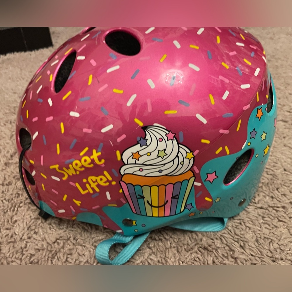 Helmet Girls Small- outdoors